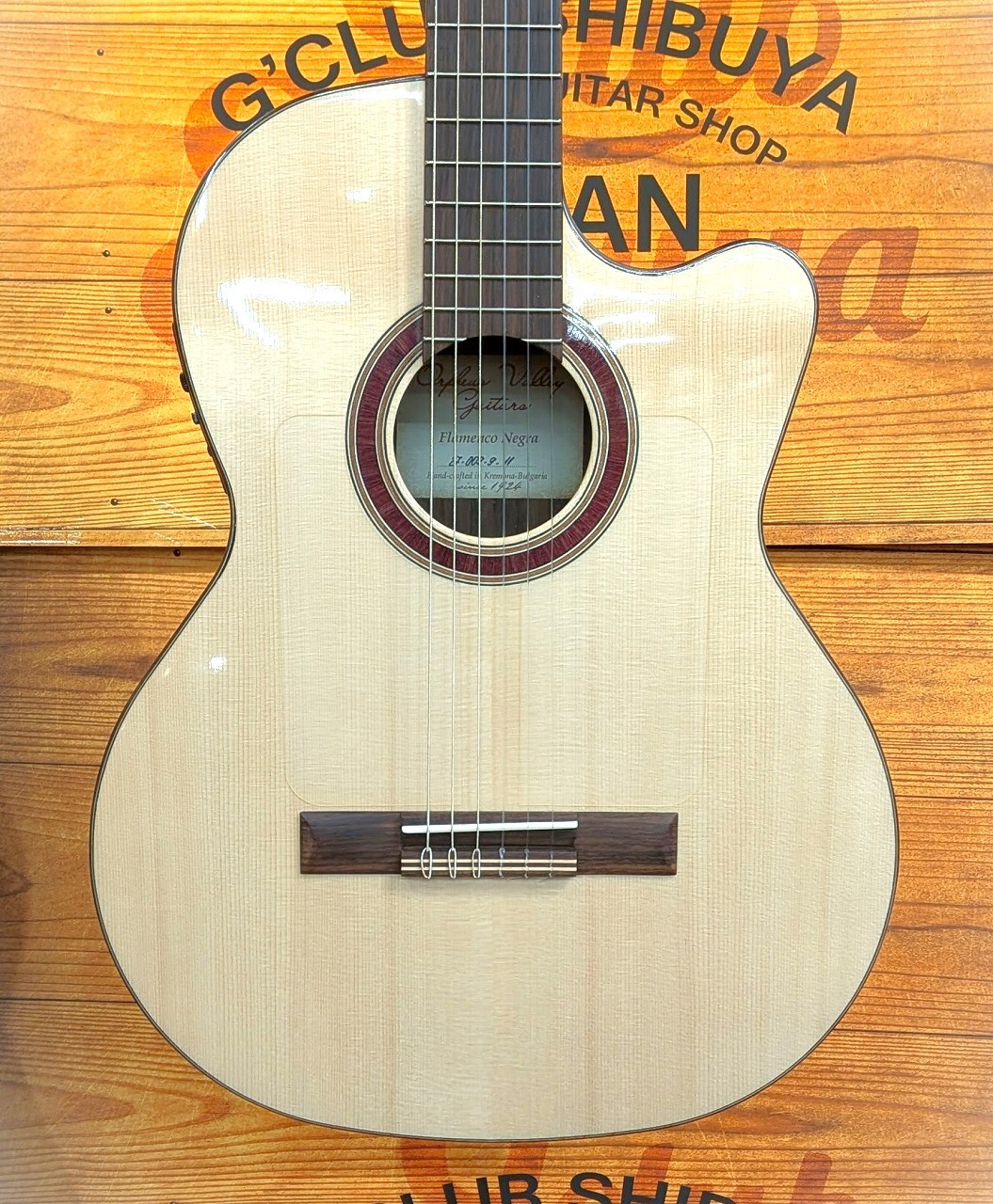 Orpheus Valley Guitars 【特典アリ!】Flamenco Negra【細身ネックのエレガット】【デュアルピックアップ】【G-CLUB 渋谷店】｜クロサワ楽器65周年記念SHOP