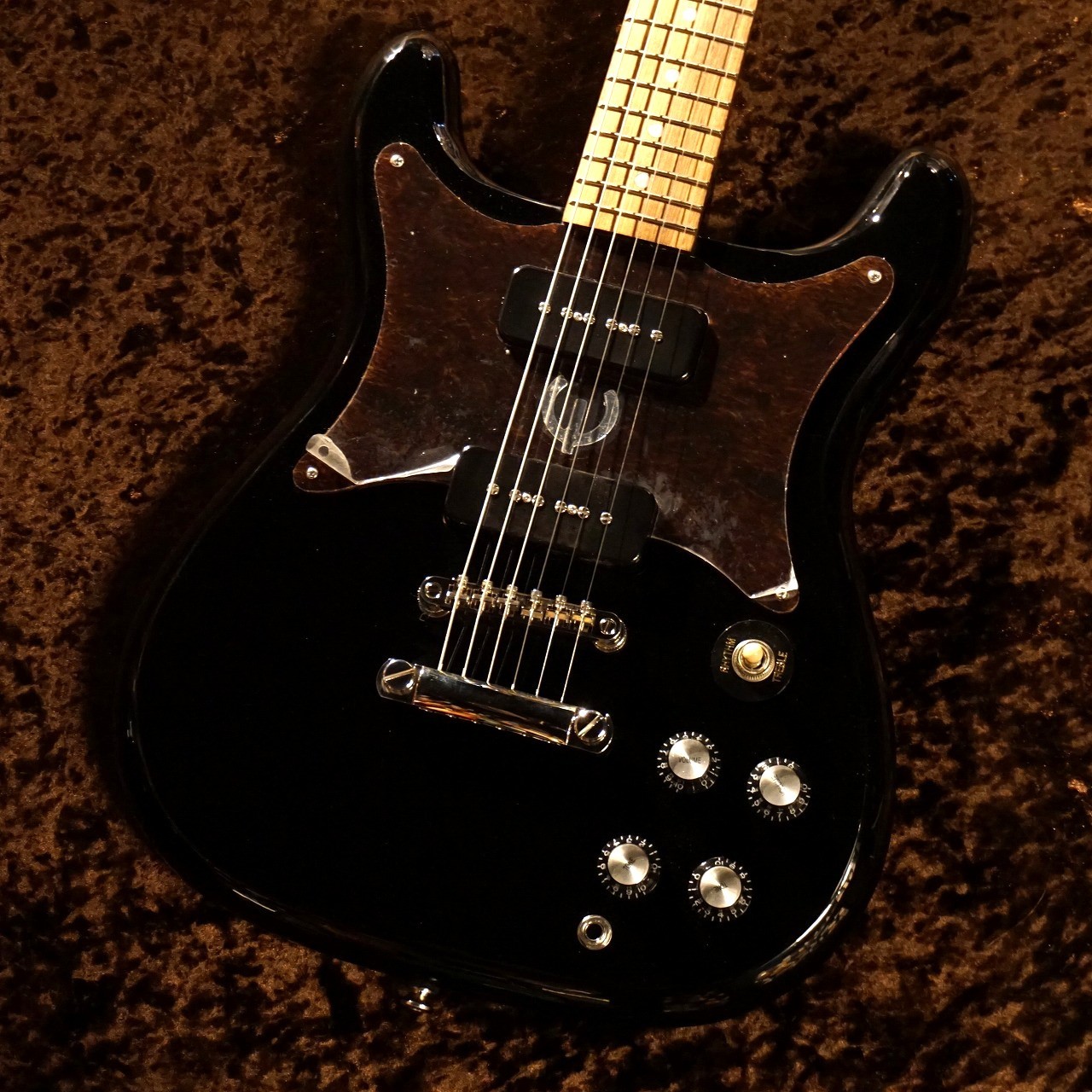 美品 Epiphone Wilshire P90 ウィルシャー エボニー Epiphone / Wilshire P-90 Ebony (EB) エレキギター Fender 10Wアンプ