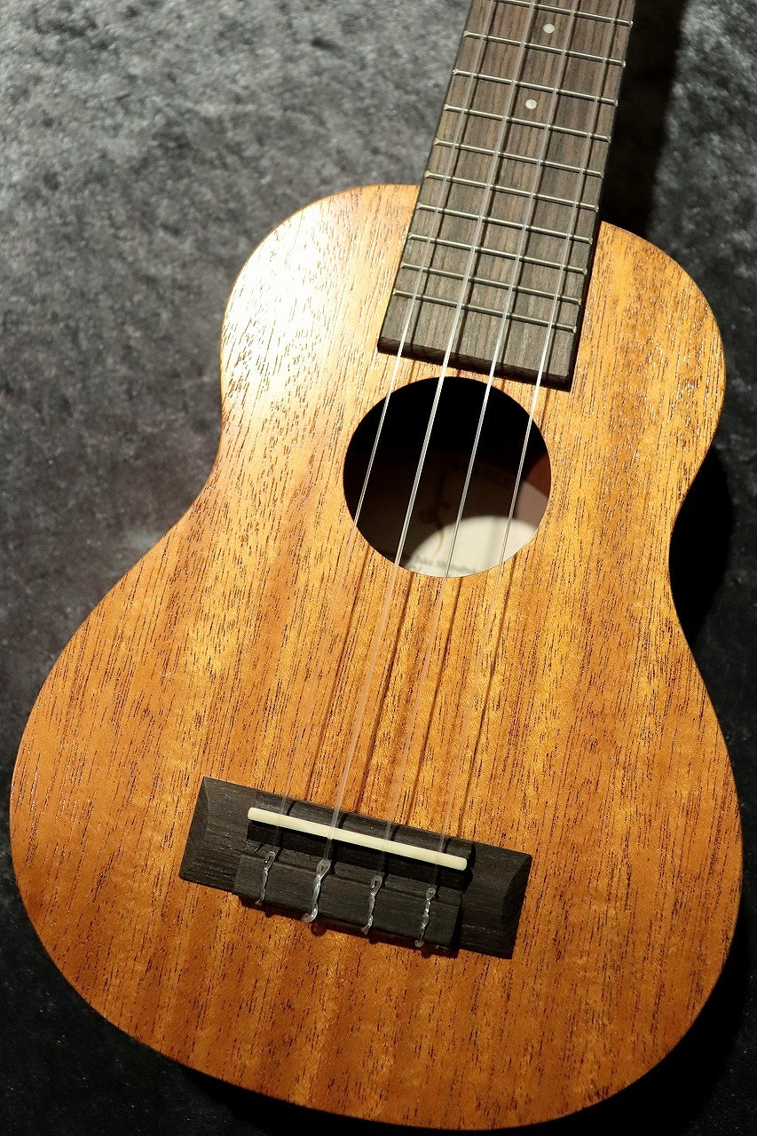 Shima Ukulele Js Ukulele 個体番号1 ジェイク シマブクロシグネイチャー ストラップセット 池袋店在庫品 Salon Raquet De