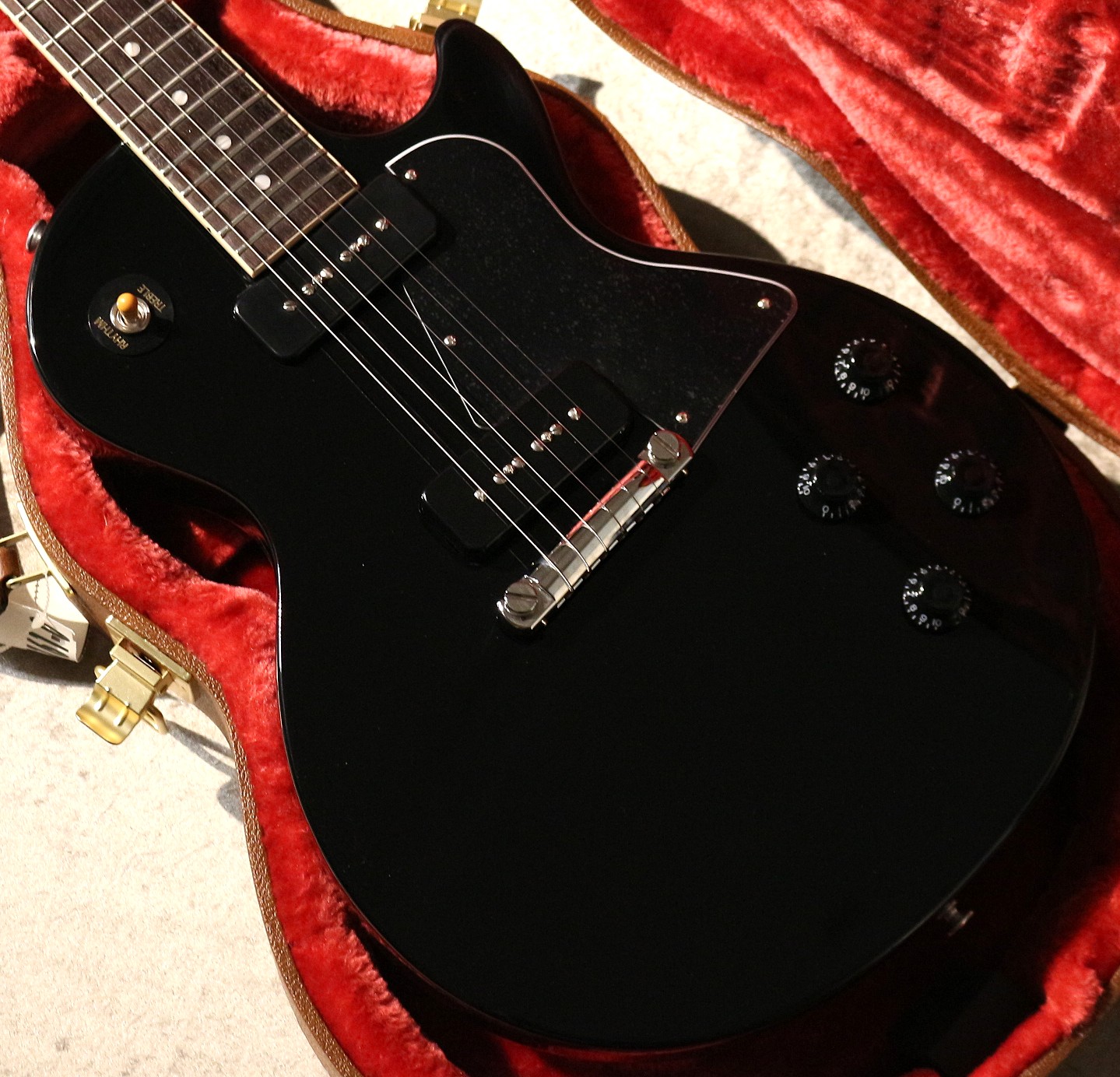 レスポールジュニアシェイプ　セミアコ　セミホロー　ミニハムバッカー　ジャンク Amazon.co.jp: Wilkinson Mシリーズ セラミックギター用 ミニ