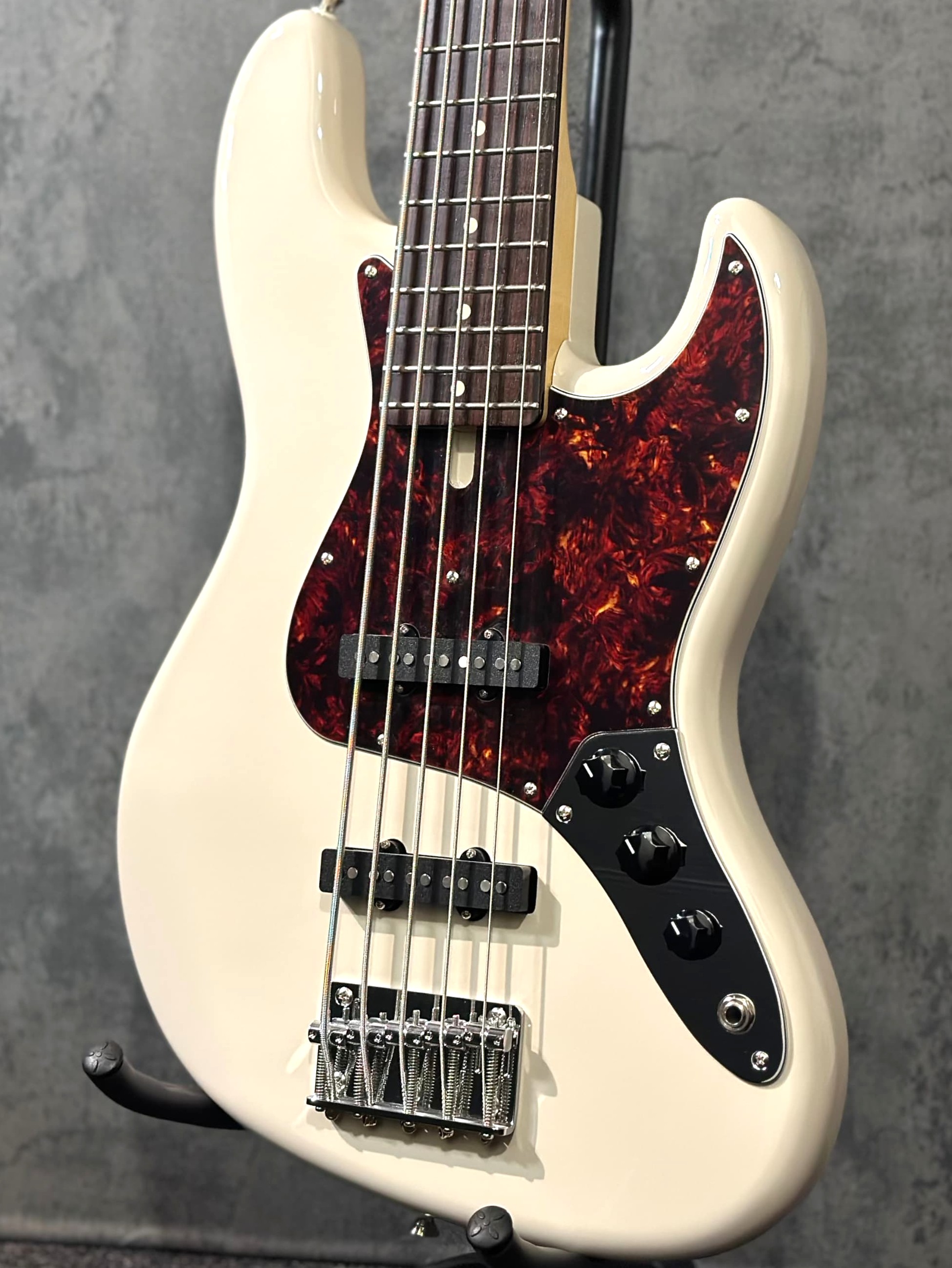 FUJIGEN(FGN) 【調整済み】NJB100RALV -Vintage White- #F250267【4.51kg】【5弦ベースの定番機種】【池袋店】｜クロサワ楽器65周年記念SHOP