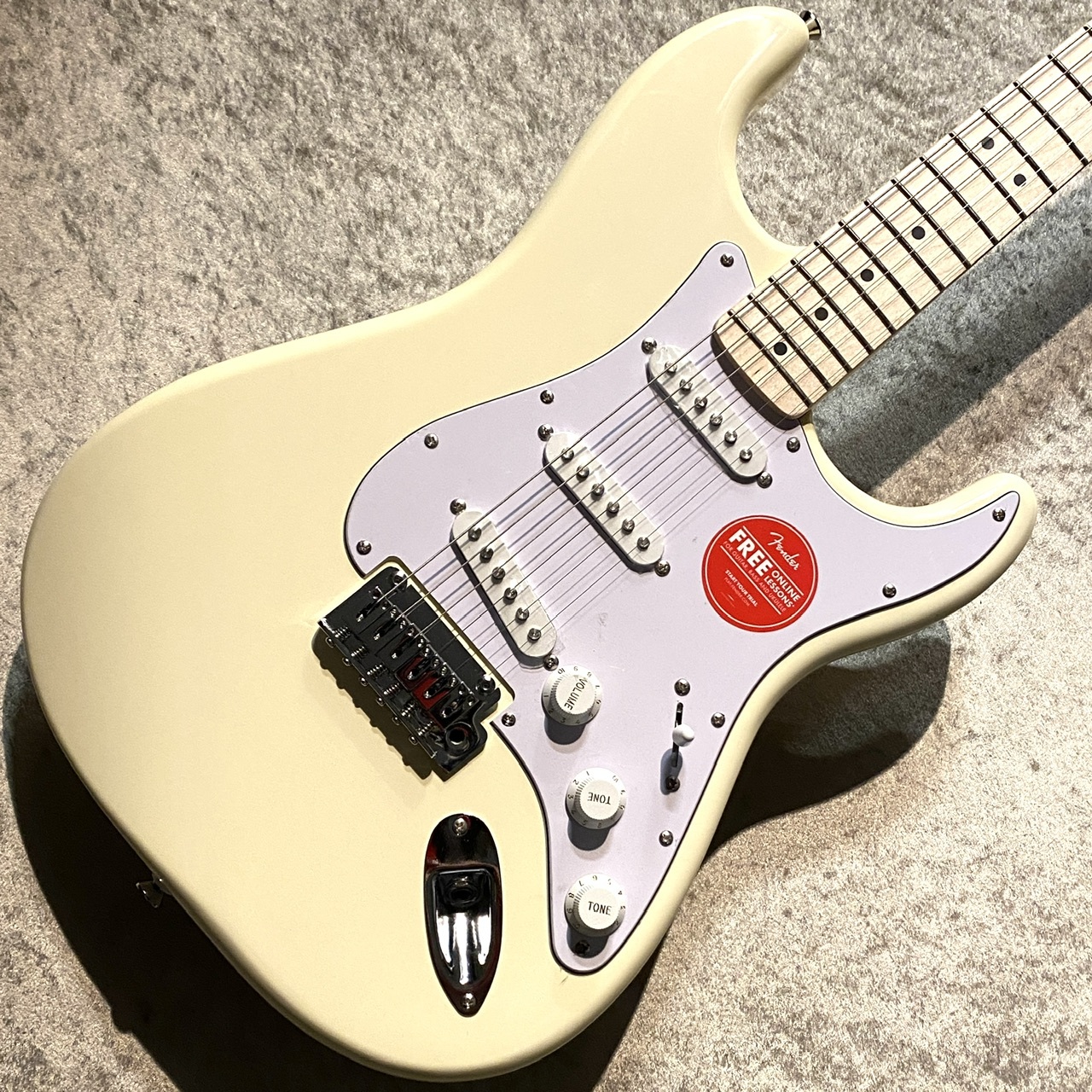 Squier by Fender Affinity Series Stratocaster ~Olympic White ~ #ICSJ25030553 【3.40kg】【ビギナーにもオススメ】【池袋店】|クロサワ楽器65周年記念SHOP