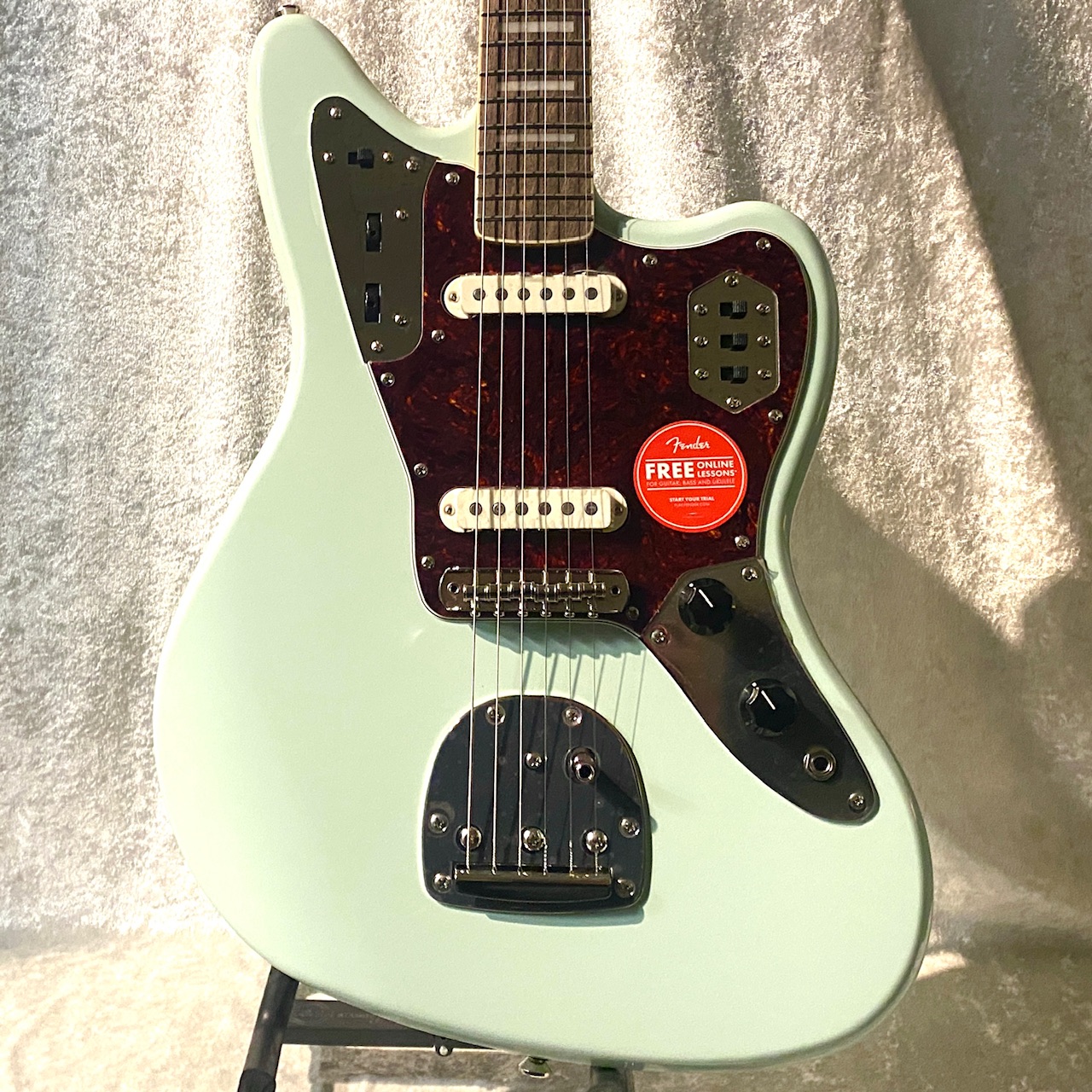 Squier by Fender Classic Vibe '70s Jaguar -Surf Green- #ICSB26011152【3.98kg】【ジャガー】【ショートスケール】【池袋店】｜クロサワ楽器65周年記念SHOP