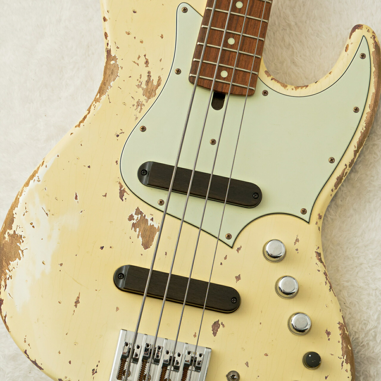 Xotic XJ-1T 4st Heavy Aged -Vintage White-【町田店】｜クロサワ楽器65周年記念SHOP