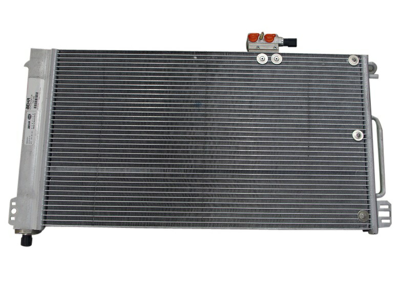エアコンコンデンサー BEHR HELLA製　メルセデスベンツ　Aクラス W169　A170 A180 A200　1695001254 ベンツ W210 Eクラス BEHR HELLA エアコンコンデンサー 正規純正OEM