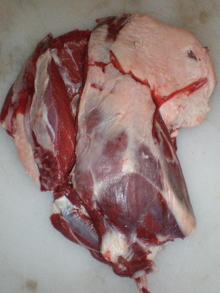 エゾ鹿肉【肩肉】　４Ｋｇ　道東産直★逸品　白糠産