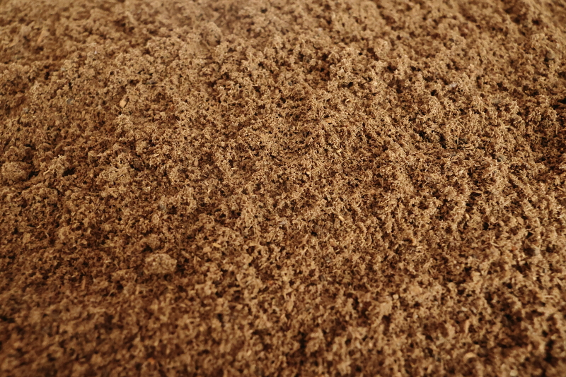 カブトムシ幼虫を低価格で大きくできる☆ハイコスパ完熟発酵マット【100リットル】 カブトムシ幼虫を低価格で大きくできる！ハイコスパ完熟発酵