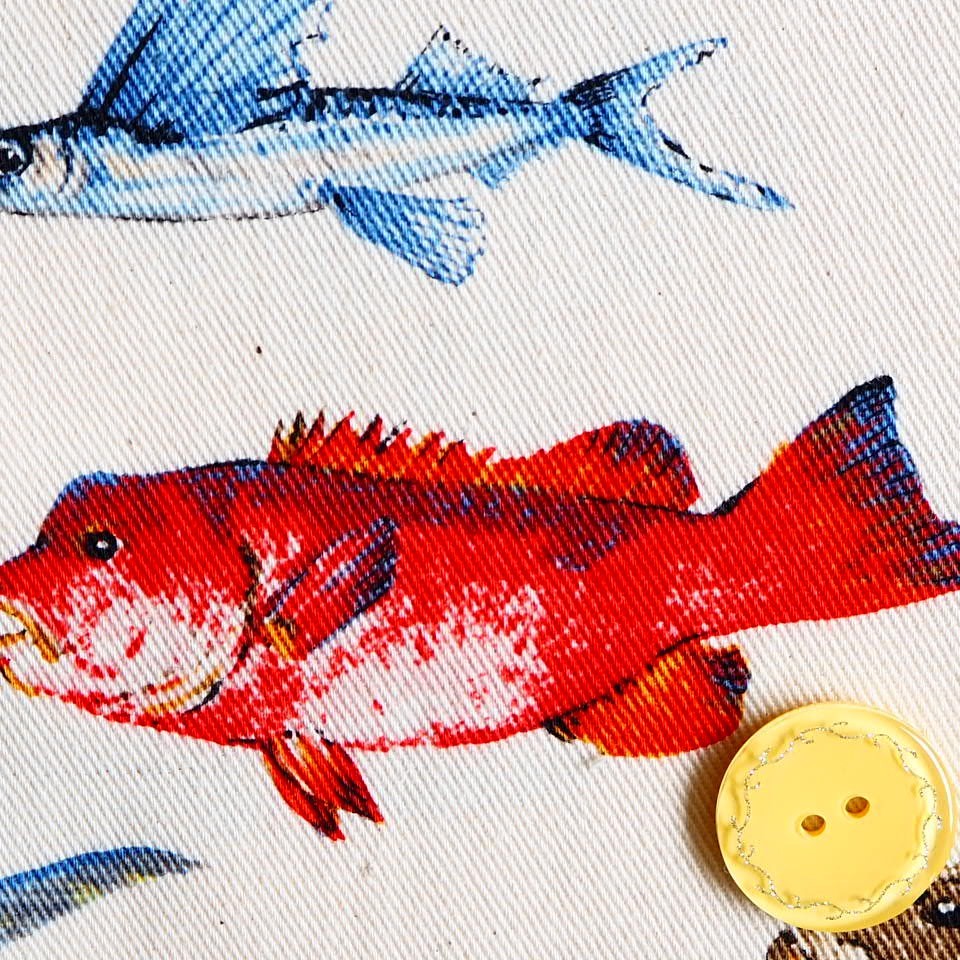 楽天市場 ツイル生地 布 食用魚図鑑 ｋｔｓ６５６２ａキナリ コットンこばやし 商用利用可能 京都カナリヤ手芸店