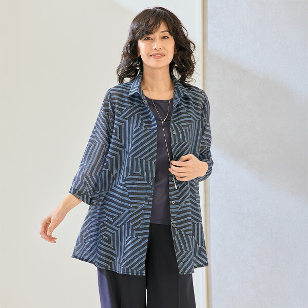チュニック 大人可愛い おしゃれ ミセス シニア ファッション 50代 60代 70代 80代 百貨店通販販売商品 幾何柄プリントシャツチュニック