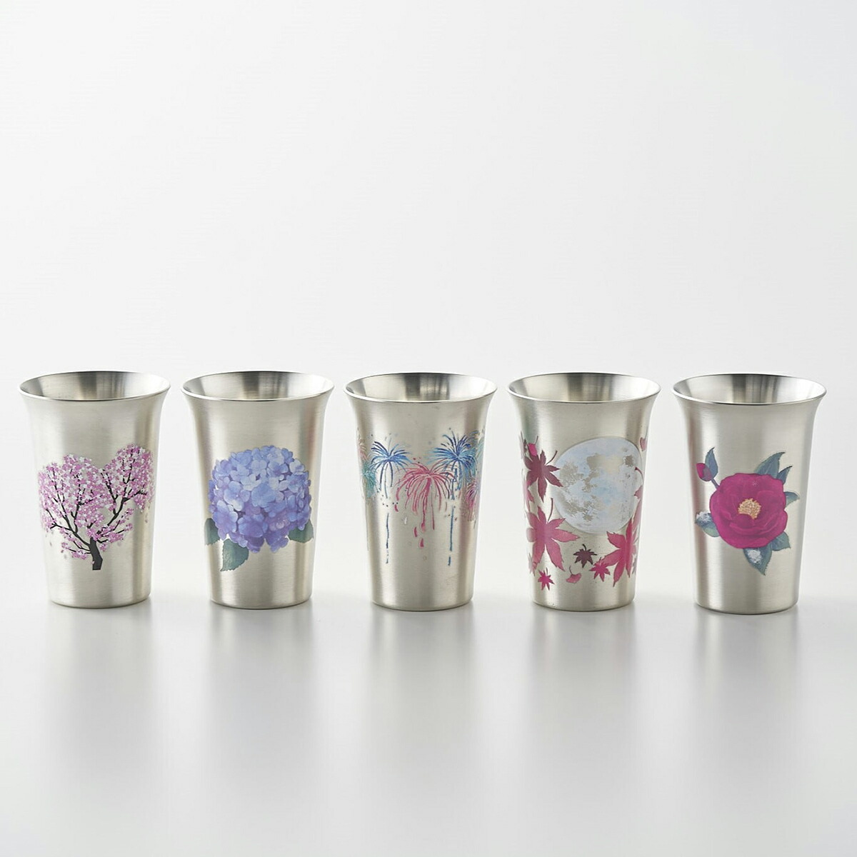 まどろむ酒器 150ml 冷たいお酒で器表面に花が咲きます 日本の四季を表す5種類のイラスト【桜・花火・紅葉・紫陽花・雪椿】からお選びください ミニカップ 冷酒 銅+錫メッキ ギフト gift 父の日 外国の方へのプレゼントにも