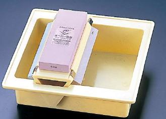 砥石・荒砥石 スーパー砥石3点セット　（研ぎ桶付き）　♯220荒砥・♯1000中砥・♯3000仕上　(1-0352-0501)｜食器の通販 KYOEI 24,525円