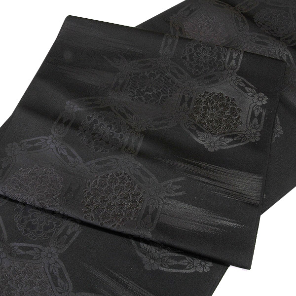 正絹　黒共名古屋帯 楽天市場】正絹黒共 九寸名古屋帯 喪服帯 綴 冬用 山に流水文 : 色無地