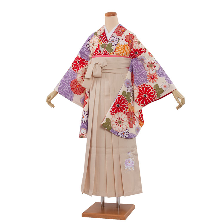 【レンタル】 卒業式 袴 フルセットレンタル 1668 クリーム 菊桜 女性 おしゃれ 人気 おすすめ 卒業袴レンタル 卒業式袴セット 着物 着付けセット 女子 大人 小学校 大学生 専門学生 大人かわいい 上品 古典 レトロ モダン 京都 足袋プレゼント 往復送料無料