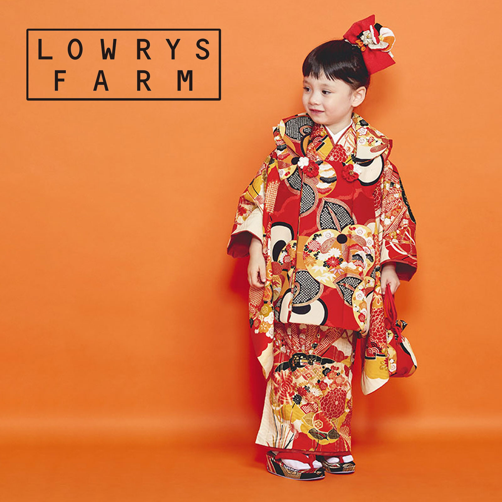 【ポイント10倍! 30日限定】【レンタル】LOWRYS FARM 七五三 女の子 3歳 着物 被布 753着物 フルセット 着物 貸衣装 七五三 三歳 子供着物 女児 子ども 結婚式 和装 赤 古典 【往復送料無料】 新品足袋プレゼント No.302 たび 白足袋 柄足袋 色足袋｜和装通販 きものレンタル 西織