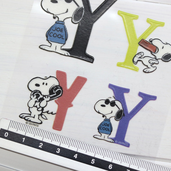 楽天市場 Peanuts ピーナッツ Snoopy スヌーピー 水や熱に強い貼ってはがせるステッカーアルファベット Y 京都文具屋