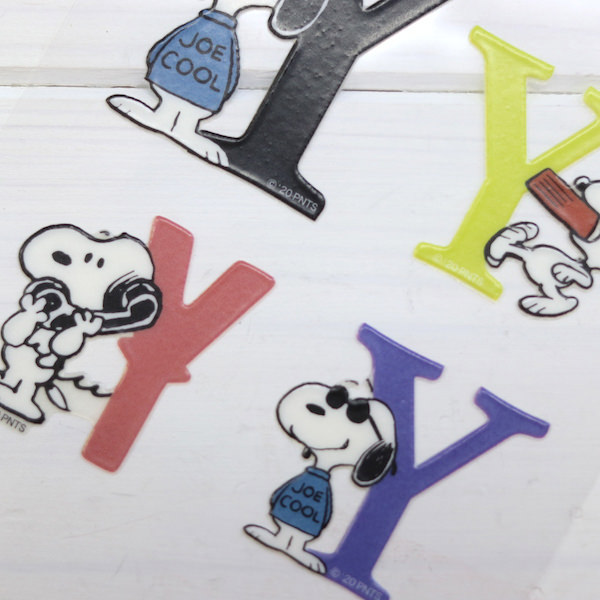 楽天市場 Peanuts ピーナッツ Snoopy スヌーピー 水や熱に強い貼ってはがせるステッカーアルファベット Y 京都文具屋