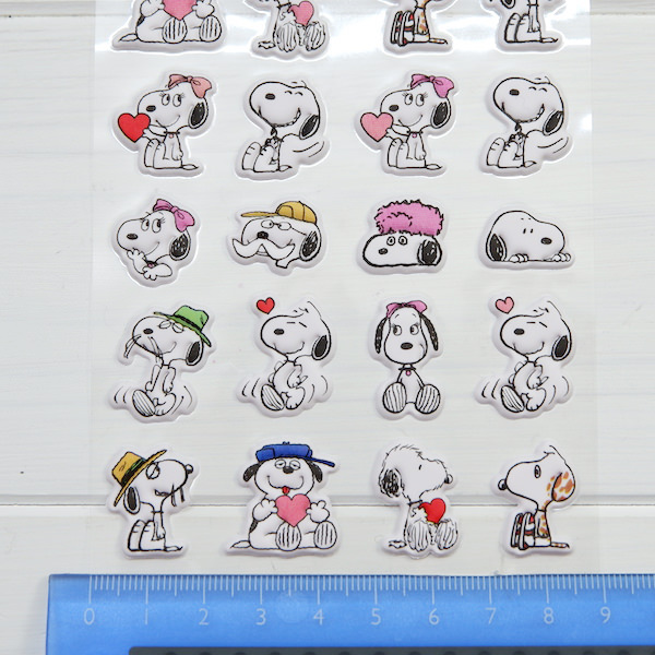 楽天市場 Peanuts ピーナッツ Snoopy スヌーピー 愛がいっぱいのふわふわ素材のシールfull Of Loveシリーズ スヌーピー と兄妹達 京都文具屋