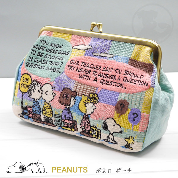 楽天市場 Peanuts ピーナッツ Snoopy スヌーピー 手刺繍のような縫い方が特徴総刺繍シリーズがま口ポーチ バス停 京都文具屋