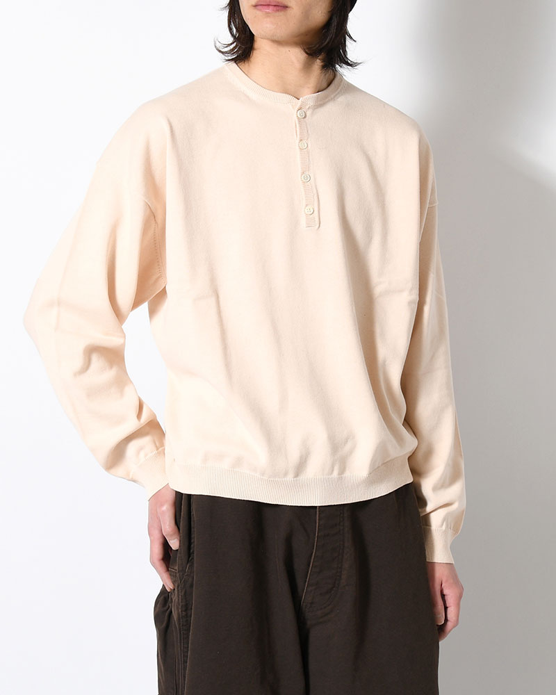 refomed リフォメッド ヘンリーネックニット メンズ/レディース トップス 長袖 ティーシャツ 遊撃手丈 26春夏 OLD MAN HENLEY NECK KNIT -BEIGE-