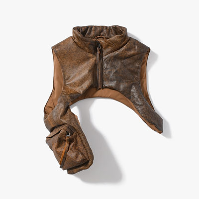【SALE】whowhat フーワット なめし革より良い 物の具より良い M大いさ LEATHER HARNESS VEST -ANTIQUE PROCESSING BROWN- _FAIR