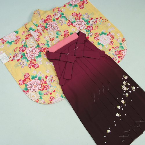 卒業袴着物フルセット　卒業式　黄色　桜刺繍濃淡ボカシ袴　レンタルよりお値打ちな13点セット｜お宮参りと七五三の京美（KYOUBI）