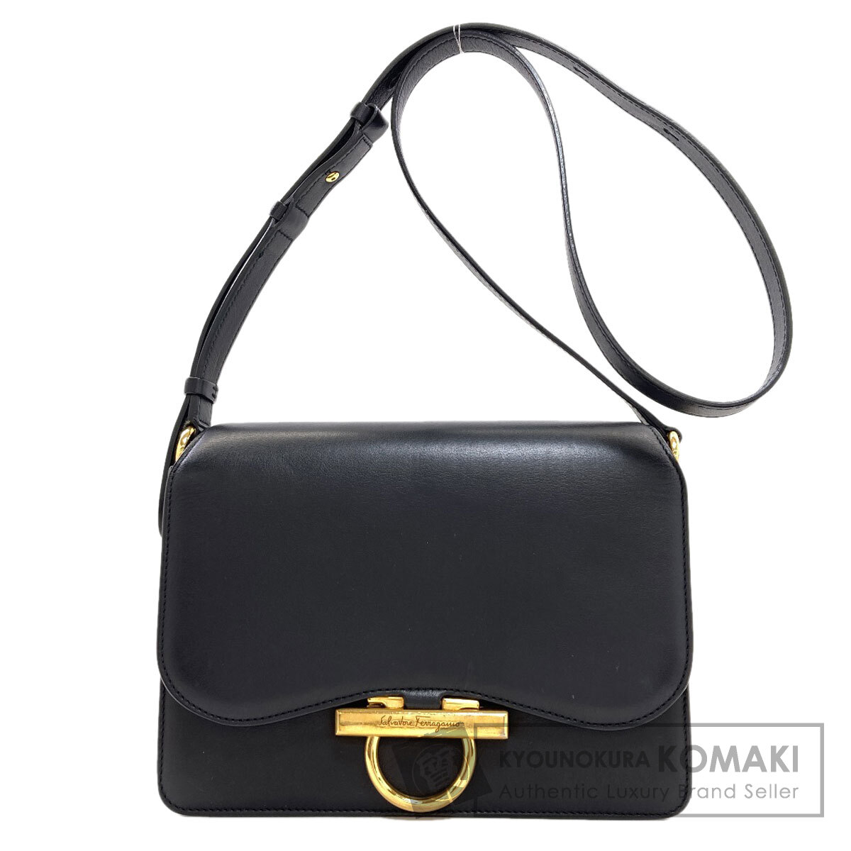サルヴァトーレフェラガモ ガンチーニ金具 ロングショルダー ショルダーバッグ レザー レディース 【中古】【Salvatore Ferragamo】