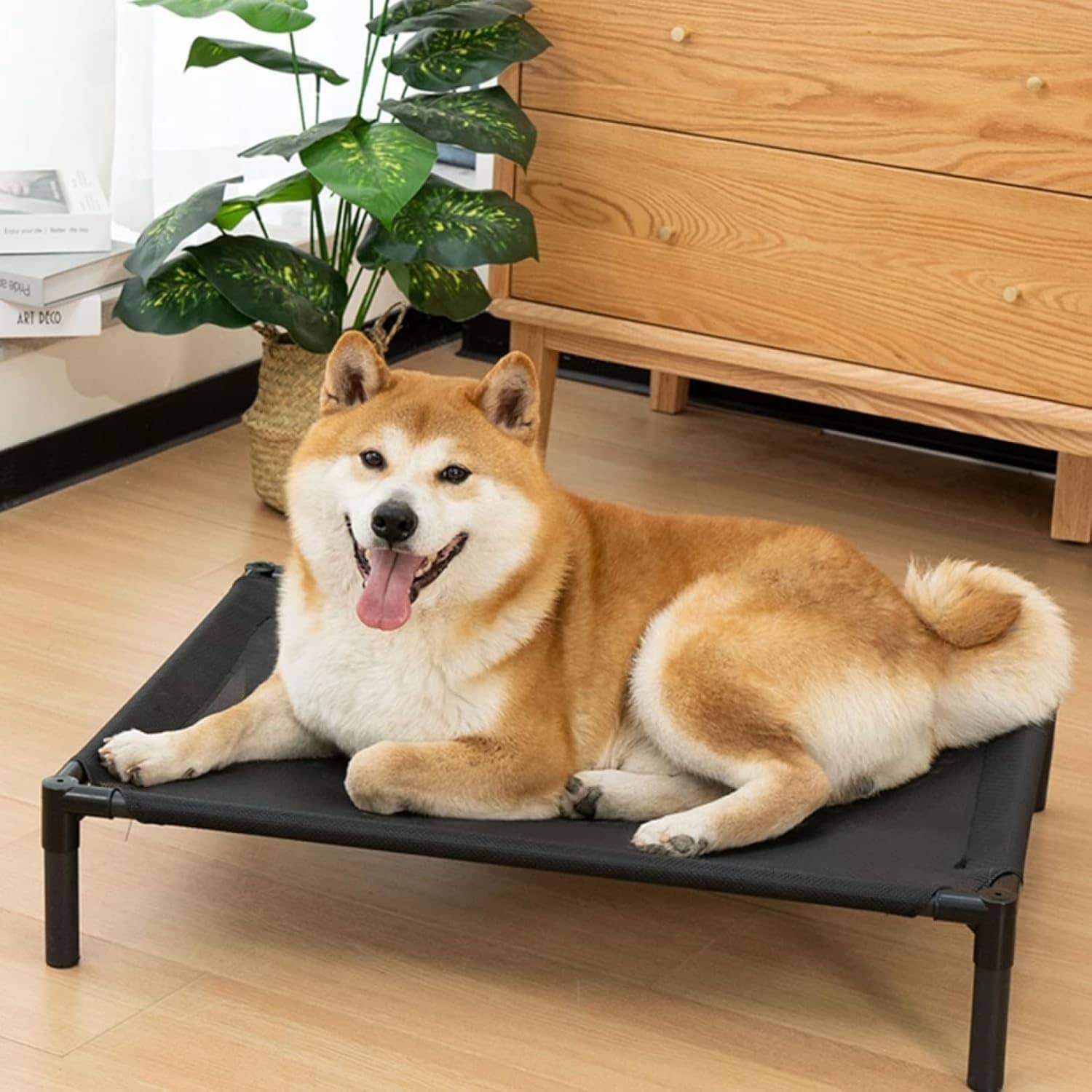 犬ベッド 猫ベッド コット型ペットベッド 脚つきコット型 犬用折りたたみ ペットハンモック 自立式 猫寝床 ネコベッド 猫用品 ペット用品 安定な構造 取り外し可能 通気性 組立簡単 室内 戸外 地面