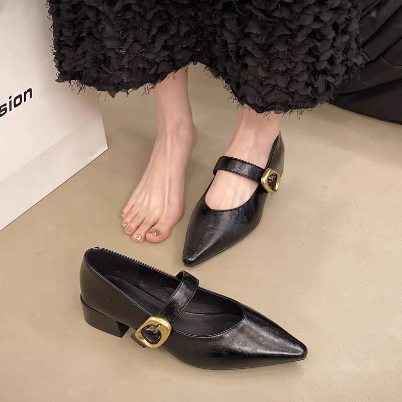 パンプス レディース メリージェーン ポインテッドトゥ 太踵 同盟罷工さあ美 一方ならずない 歩き分かりやすい 走れる 通い 執務室 冠婚葬祭 フォーマル 好いたらしいめ レトロ チャンキーヒール ワンストラップ ア