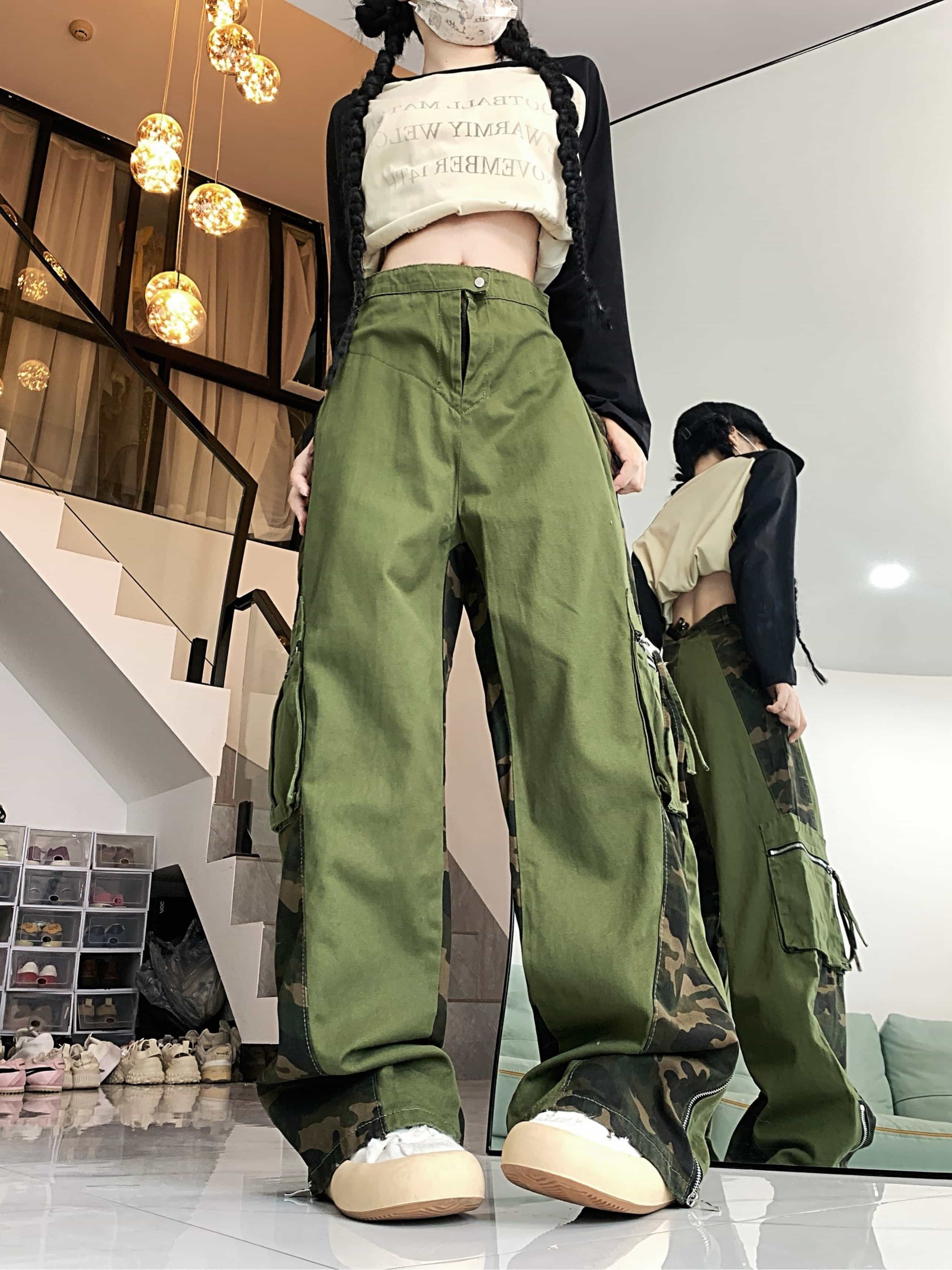 カーゴパンツ レディース 迷彩 切り替え ワークパンツ ワイドパンツ ストレート ズボン ミリタリー カモフラ柄 バイカラー カジュアル ストリート 韓国風 ファッション 個性的 おしゃれ 体型カバー 脚長 美脚 ダンス 衣装 コットン タッチ 作業着 ゆるパン 春 夏 秋 冬|IKYUWA店
