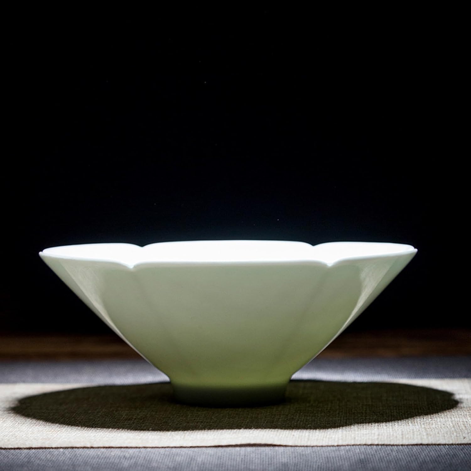 小鉢 花柄 取り皿 色合い１ 茶碗 上げ米茶碗 和食器 食洗機相応う 陰電子領域相応う 御厨子所備品 どんぶり 瀬戸もの 食器 茶碗 サラダ菜どんぶり鉢 和食器 上げ米 どんぶり鉢 29糎 食べ物屋 はたご屋 飲食店 御役目用 イ