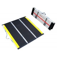 車椅子用可搬形スロープ デクパック M.P.(エムピー) 84cm×87.5cm 610200|ライフ&ビューティ