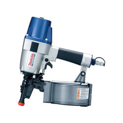 マキタ【makita】常圧　金属屋根用エア釘打ち機　AN601R★【AN601R】｜LifeStage Nana！店 59,160円
