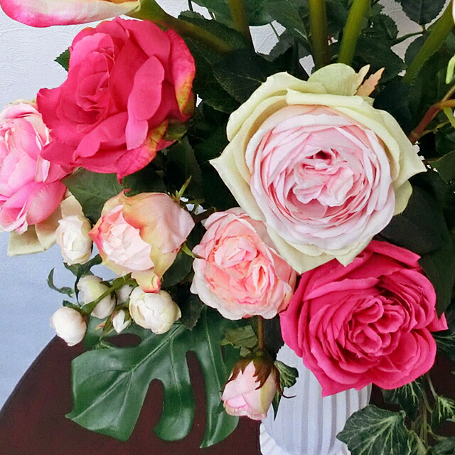 楽天市場 カラーリリーとキャベッジローズのトールアレンジ アーティフィシャルフラワー 造花 光触媒コーティング 一部地域送料無料 ラ コムス