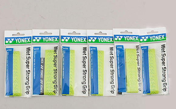 【送料無料】【まとめ買いがお得！】【同色ブライトグリーン6本セット以上で】YONEX（ヨネックス）ウエットスーパーストロンググリップ 1本入り　ブライトグリーン　AC133-133-SET【定番】｜La foresta d&rsquo;Italia