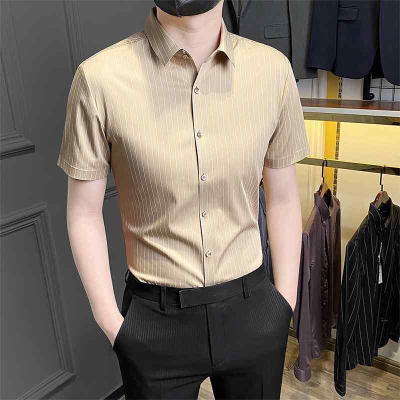 メンズ ファッション ストライプ シャツ トップス 半袖 夏 スタイル 冷感 快適 通気性 高級 ビジネス シンプル 日常使い スタイリッシュ おしゃれ 洗練｜ラ・グラーヌ