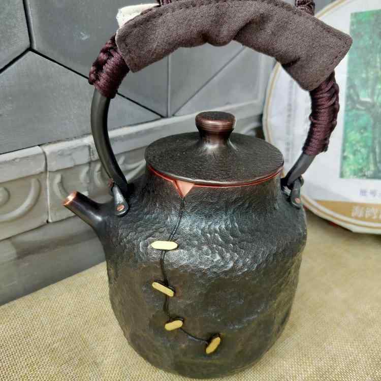 湯沸かし レトロ ティーポット 紅茶 ポット 銅製 湯沸かし 和風 給湯器 急須 鋸 釘 壊れ ひな形 アンティーク 茶道
