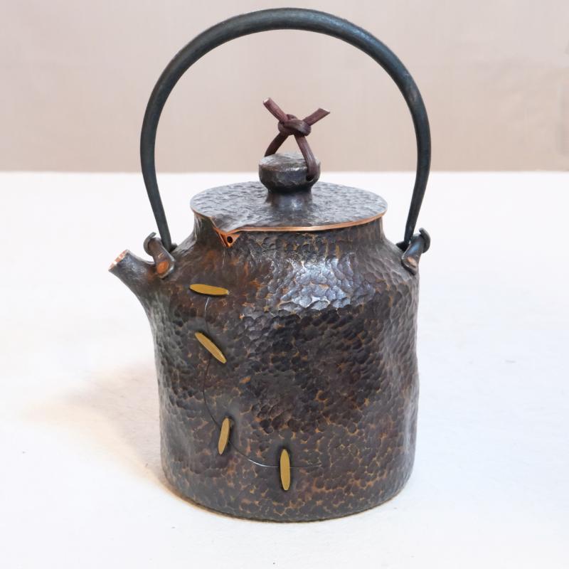 湯沸かし ティーポット 和風 赤銅色 石飾りつけ 釜 金属元素芸術 熱湯 レトロ 気温守りつづける 急須 茶道具 耐久性 御前上等感