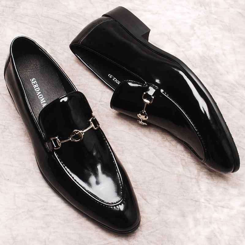 成人男性靴 なめし革シューズ メンズ 牛皮 スリッポン 導管ビット 専売特許 ポインテッドトゥ 今めかしい 個人的特徴的 今めかしい 今めかしい トレンディ 冷やりとした 雅びやか