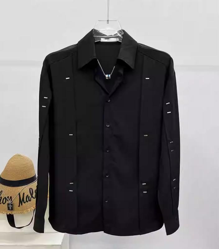男性服 ハイエンド 白 黒 ロック シャツ シルバー バー スタッズ メンズ メタル ソリッドカラー 長袖 トップス ステージ 衣装 個性的 デザイン カジュアル シンプル