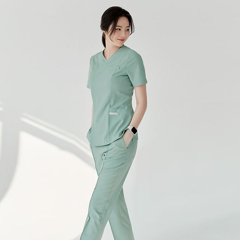 スクラブ 医療 ユニフォーム 制服 おしゃれ シンプル かわいい 美容 作業着 夏 弾性 半袖 歯科 ペット 白衣 大きいサイズ ヘルパー 介護 リハビリ マッサージ サロン