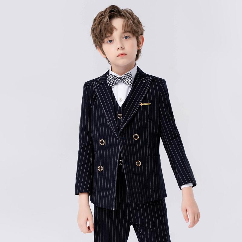 子供服 フォーマル キッズ スーツ パンツ シャツ ジャケット 蝶ネクタイ ブローチ ベスト 男の子 写真 撮影 発表会 パフォーマンス 衣装 セット ハイエンド｜ラ・グラーヌ 7,062円