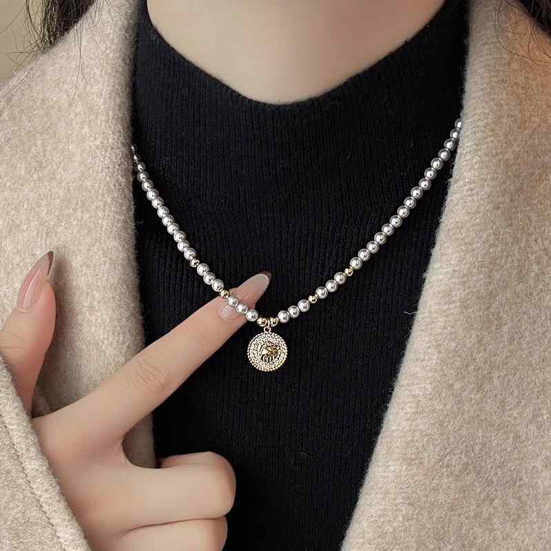 ネックレス ライオン アクセサリー パール 丸型 シンプル カジュアル かわいい おしゃれ スタイリッシュ エレガント 女性向け ギフト ファッション アニマルモチーフ