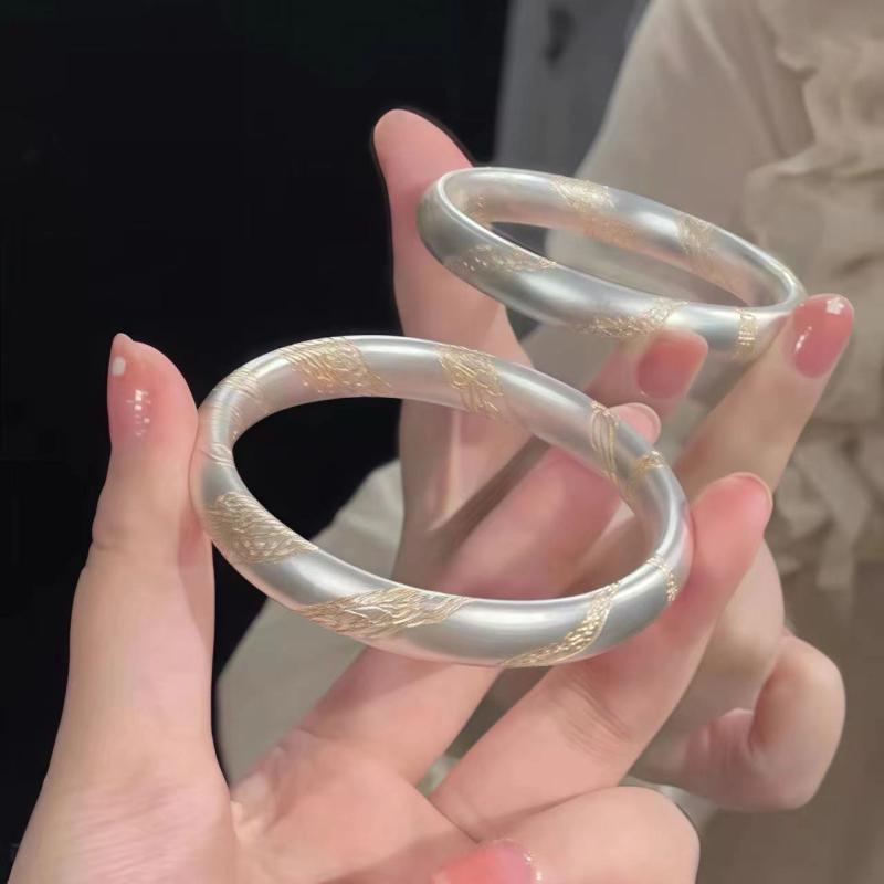 バングル 銀 9999 シルバー アクセサリー レトロ 金銀 塗装 双龍 ブレスレット 女性 閉じ口 チャイナ 中国 古風 高級 母 贈り物