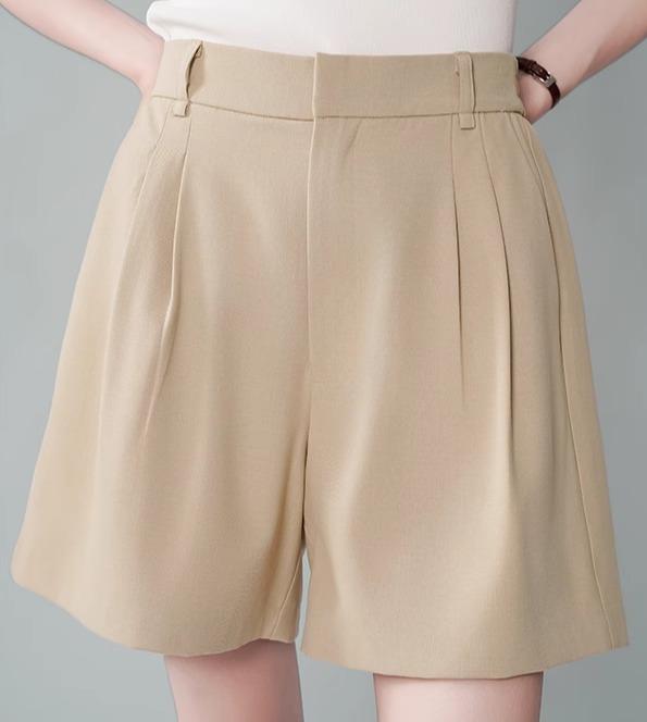 レディース ショートパンツ ミニ 腿丈 ストレート Aライン ワイドレッグ シンプル アイボリー オフホワイト 薄ベージュ 黒 ライトカーキ 薄グレー エレガント 薄ベージュジャケット ２点 セットアップ