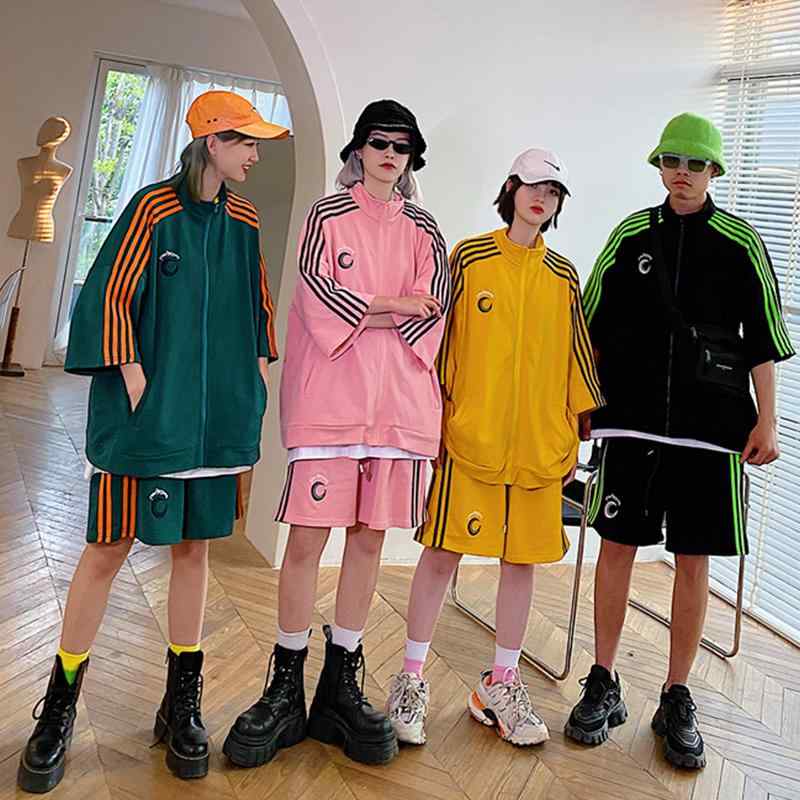 セットアップ ストリートファッション スポーティー 夏 ジャージ セットアップ ユニセックス 韓国スタイル ゆったり カジュアル ヒップホップ 半袖 ショート丈 かっこいい
