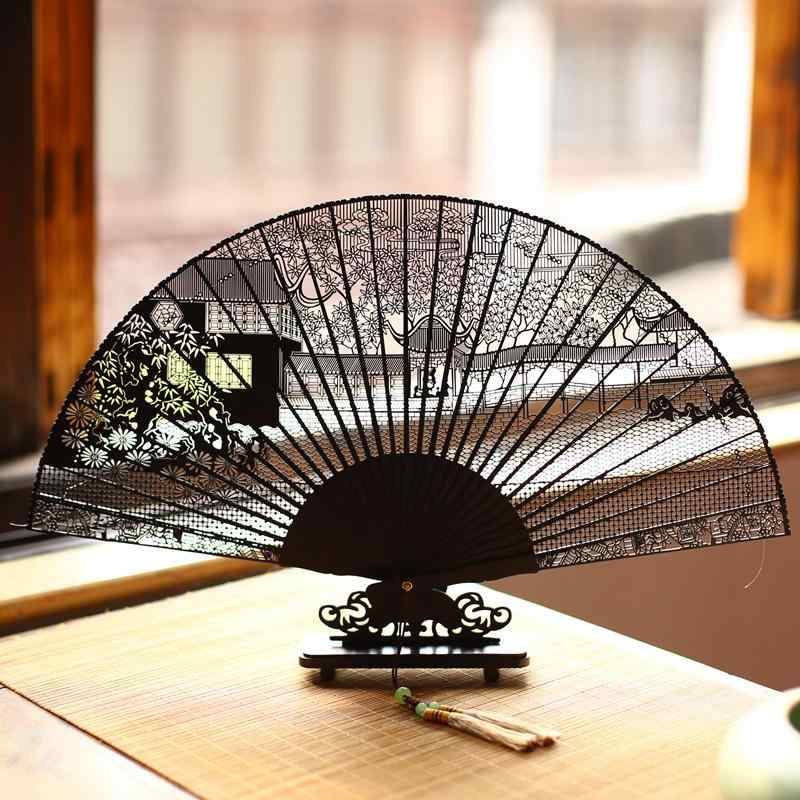 扇子 長門 蘇州 名物 蘇州 白檀 サンダルウッド 中国 中華 レトロ 高級感 おしゃれ 上品 大人 ギフト 贈り物 観光 名所 文化的 創造的 6,870円