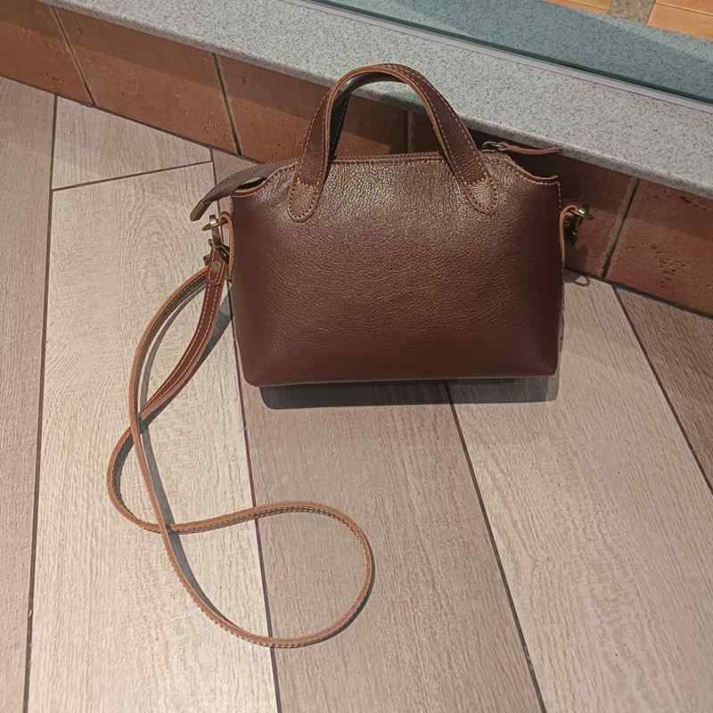 バッグ 普段使い ショルダー トートバック レトロ シンプル 植物 なめし 牛革 横型 ポータブル 小さいサイズ 正方形 レディース スマートフォン クロス ボディ｜ラ・グラーヌ