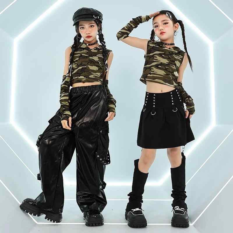 女の子 子供用 ジュニア ジャズ ダンス パフォーマンス 衣装 へそ出し セットアップ フード付き 迷彩 カモフラ ストリート ヒップホップ かっこいい クール グループ イベント ステージ