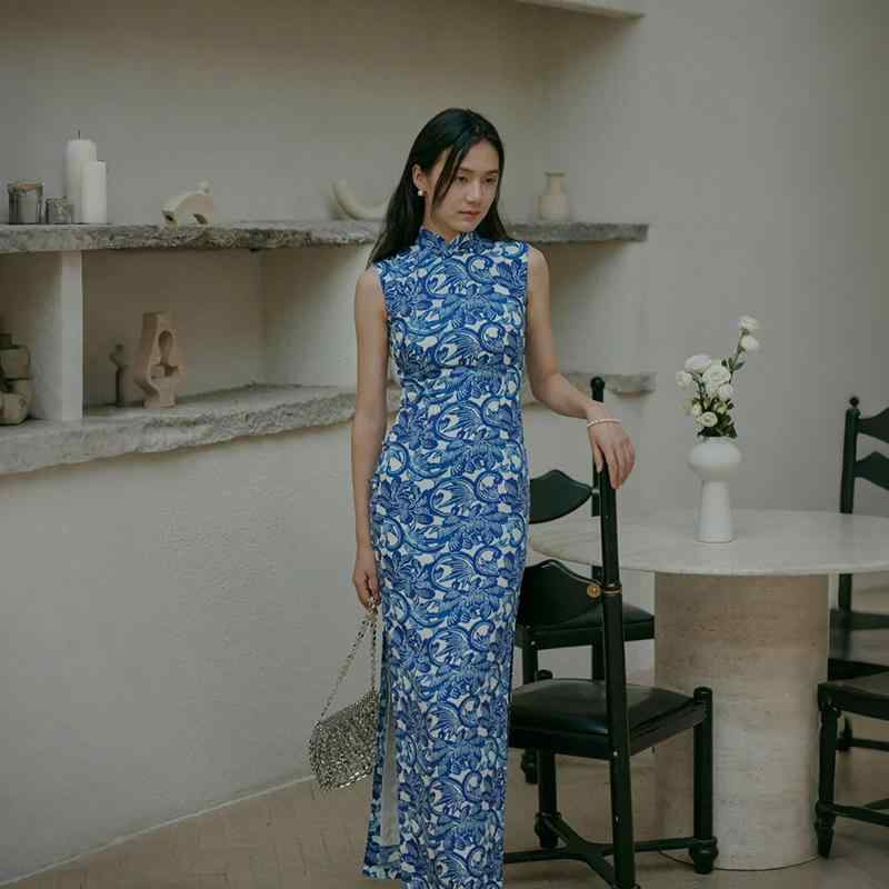 瀬戸もの御召しもの レディース 春夏 ノースリーブ 袖なし ダーツ ロング レトロ デイリー 国家的表現スタイル 綿織物地絹 青み 古典派音楽 研ぎあげる 今めかしい 窈窕たる 女子らしい 窈窕たる