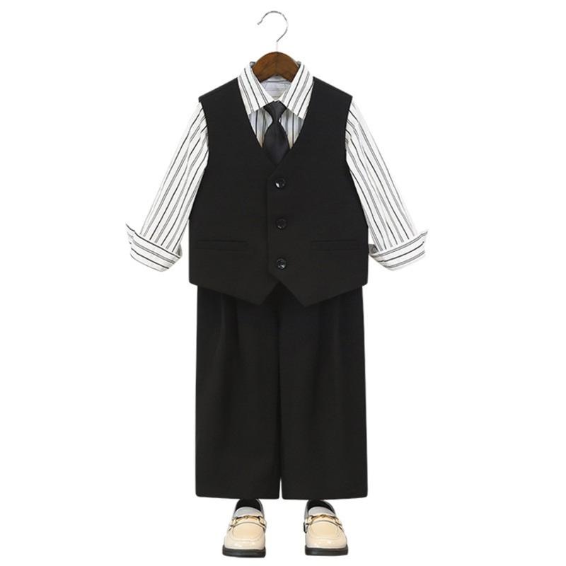 子供服 キッズ スーツ 夏 半袖 ベスト ピアニスト 司会者 フォーマル カジュアル 結婚式 発表会 イベント セレモニー 特別な日 パーティー スタイリッシュ